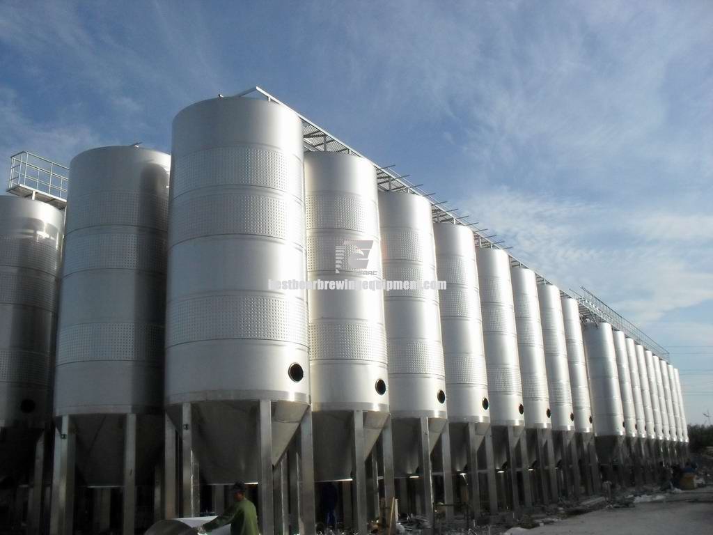 120BBL Commercial fermentation tanks